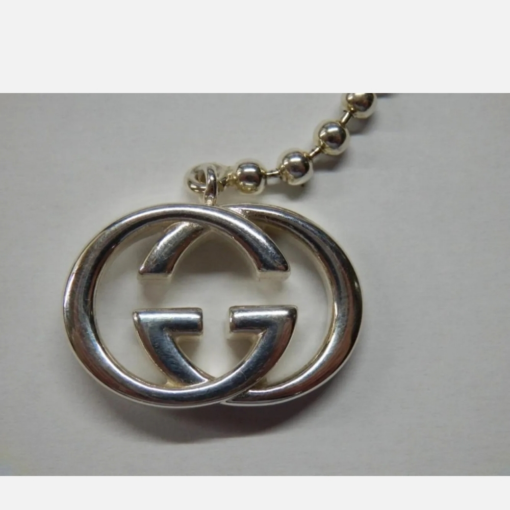 Gucci necklace ✨️ a beautiful 😍 piece of Italian Luxury! - Picture 4 of 8